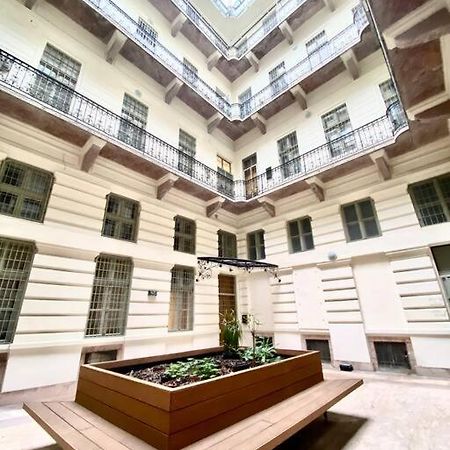 Spacious Andrassy 布达佩斯 外观 照片